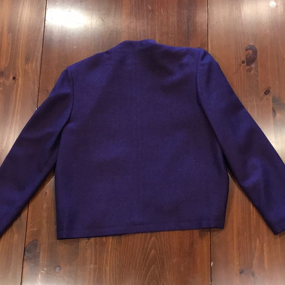 Jacket - Picture 3 of 10